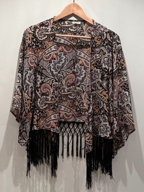 En Creme paisley kimono with fringe, size M